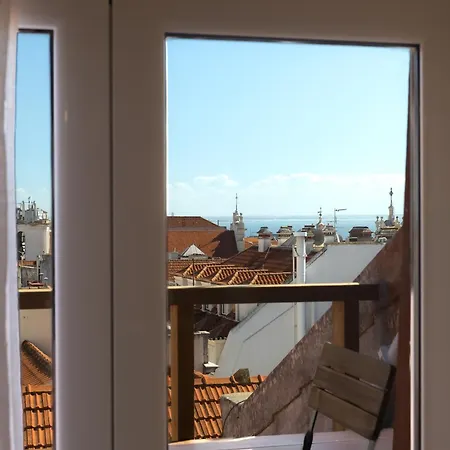Bairro Alto Rooftop With Balcony And View By Homing Apartment Lissabon
