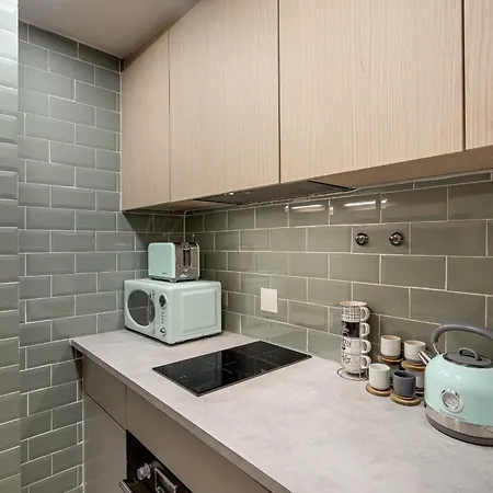 Bairro Alto Rooftop With Balcony And View By Homing Apartment Lissabon